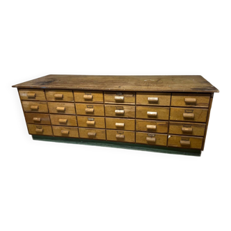 Trade furniture