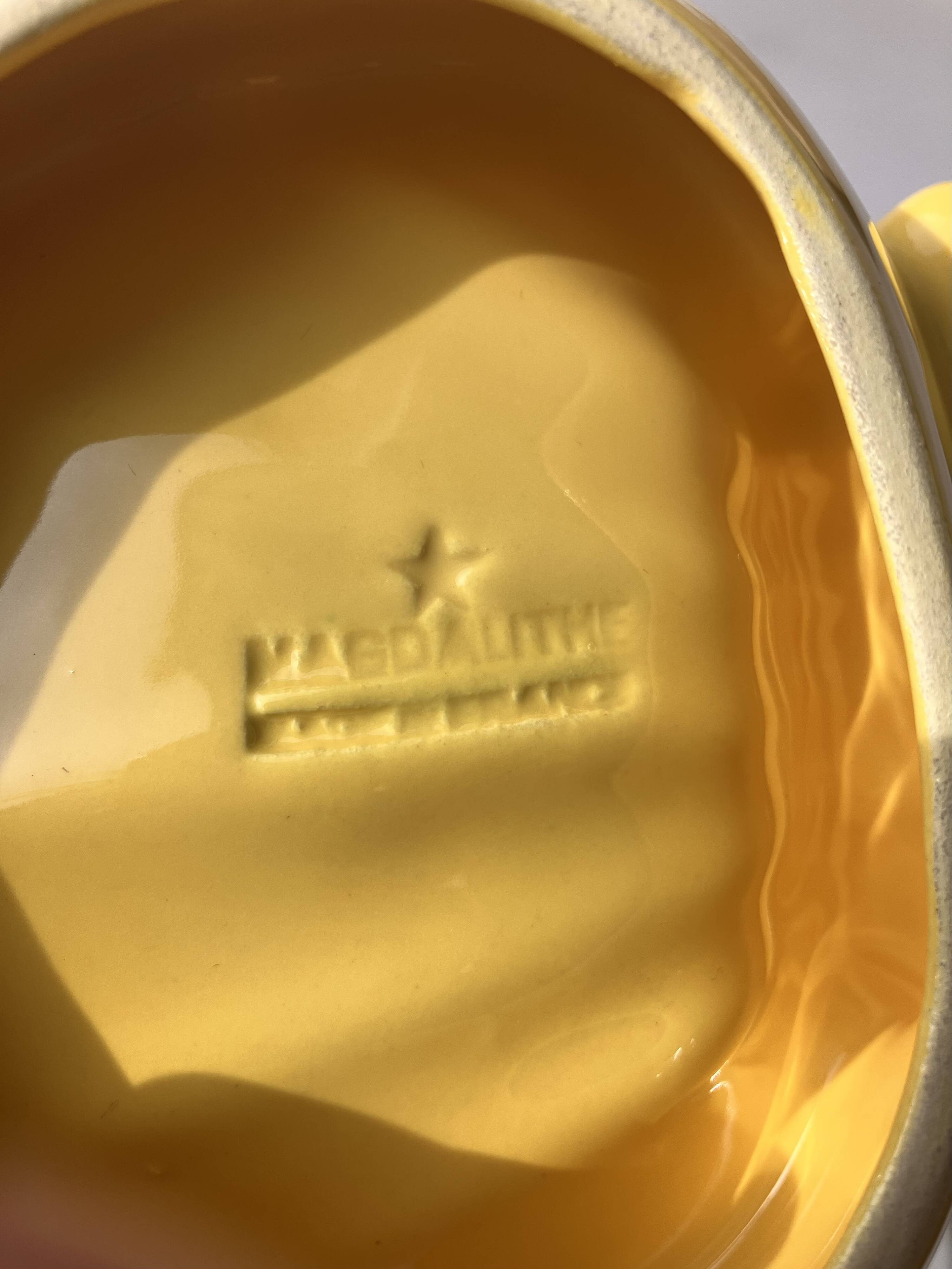 Art Deco butter dish with yellow and gold knife in ceramic