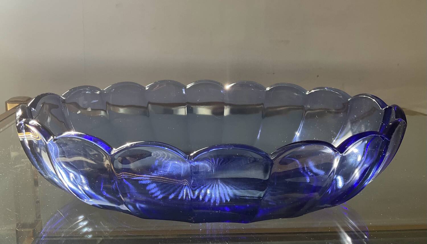 Val Saint Lambert cup in purple glass