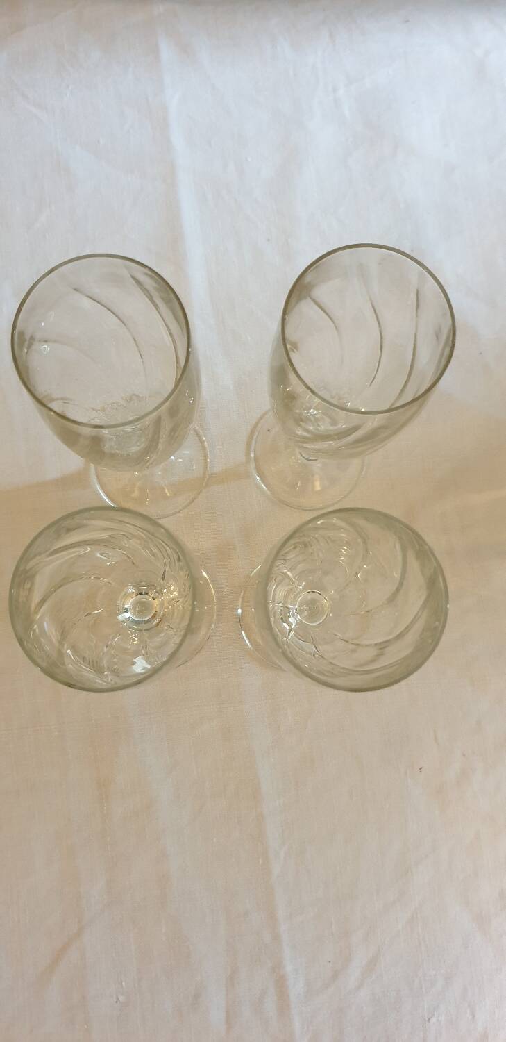 4 flûtes à champagne