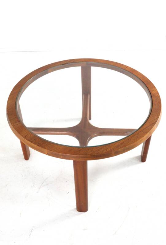 G-plan round coffee table 'Buxton' - mid century modern