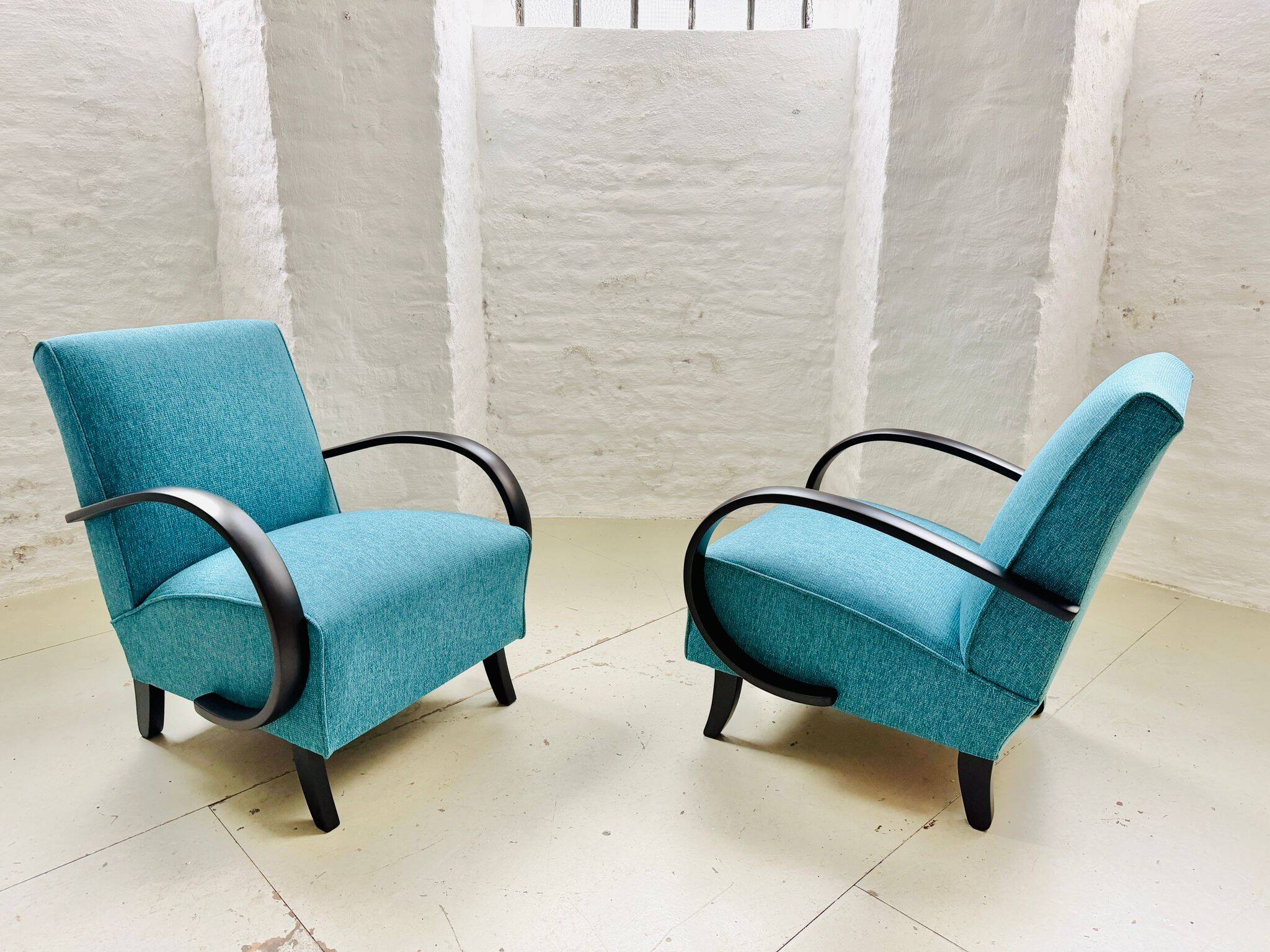 2x Fauteuils Jindrich Halabala originaux 1940
