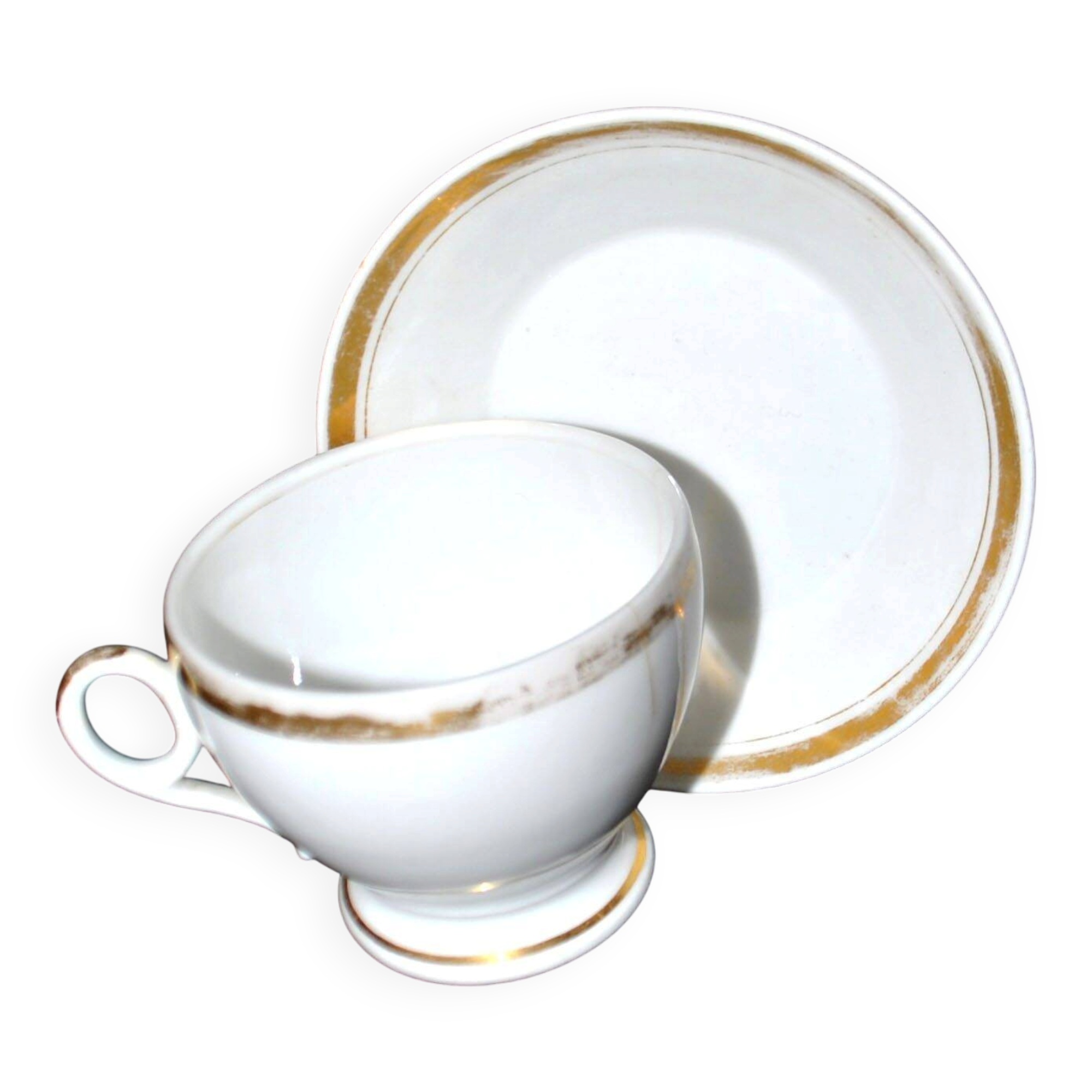 Paris porcelain – Antique round cup in soft porcelain with gold trim.