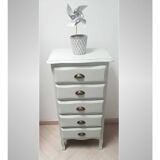 Old chest of drawers
