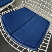 Pair of dining chairs 420 by Harry Bertoia for Knoll International, 1970s.