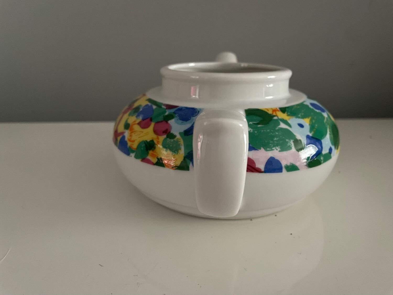 Teapot and its plate