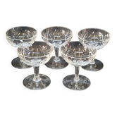 5 petites coupes a digestif en cristal taillé