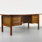 Mid-Century Teak Desk by Svend Åge Madsen for Sigurd Hansen, 1960s