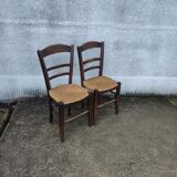 Pair of mulched chairs