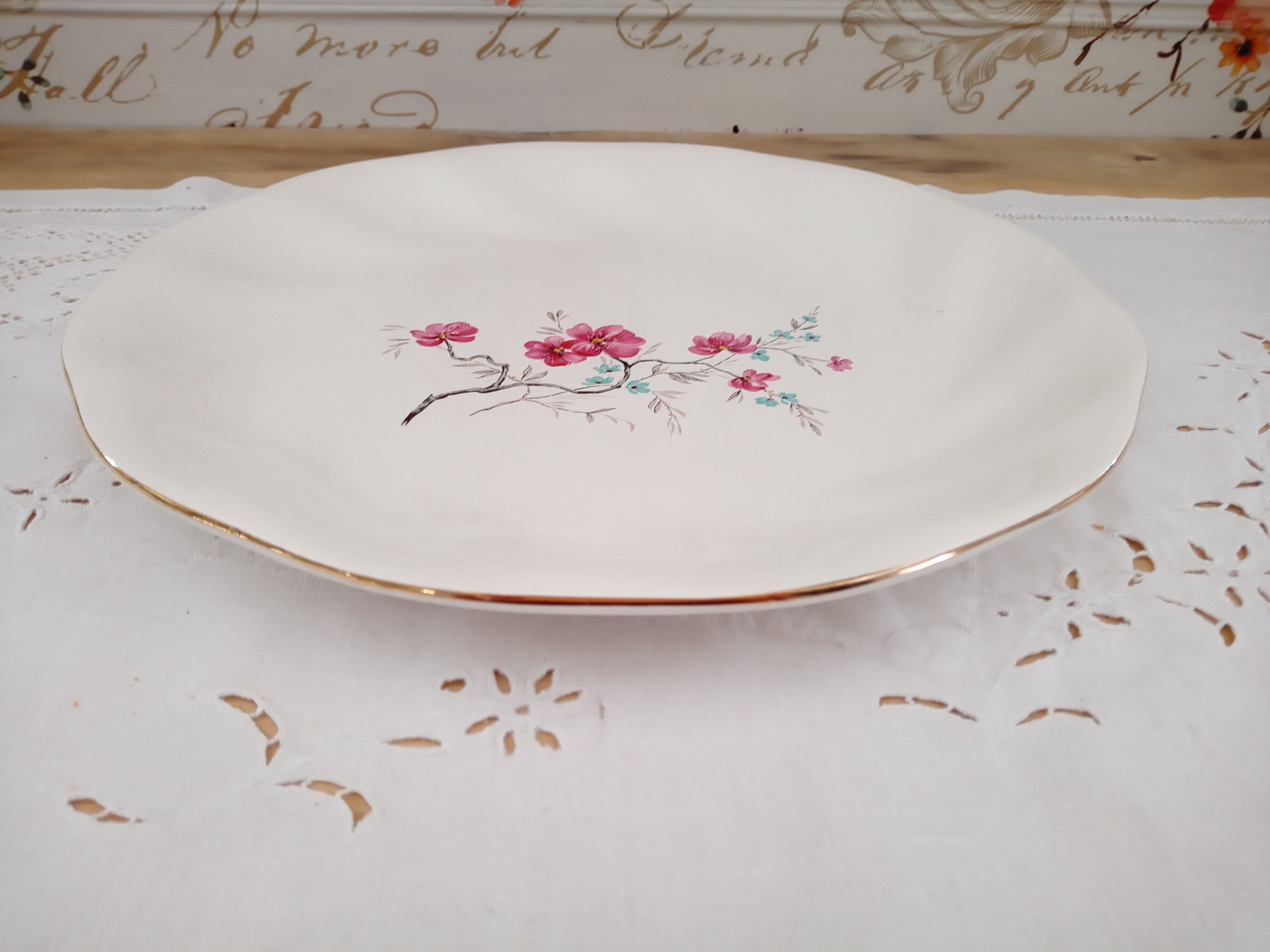Salins France Polynesia style pie or cake dish