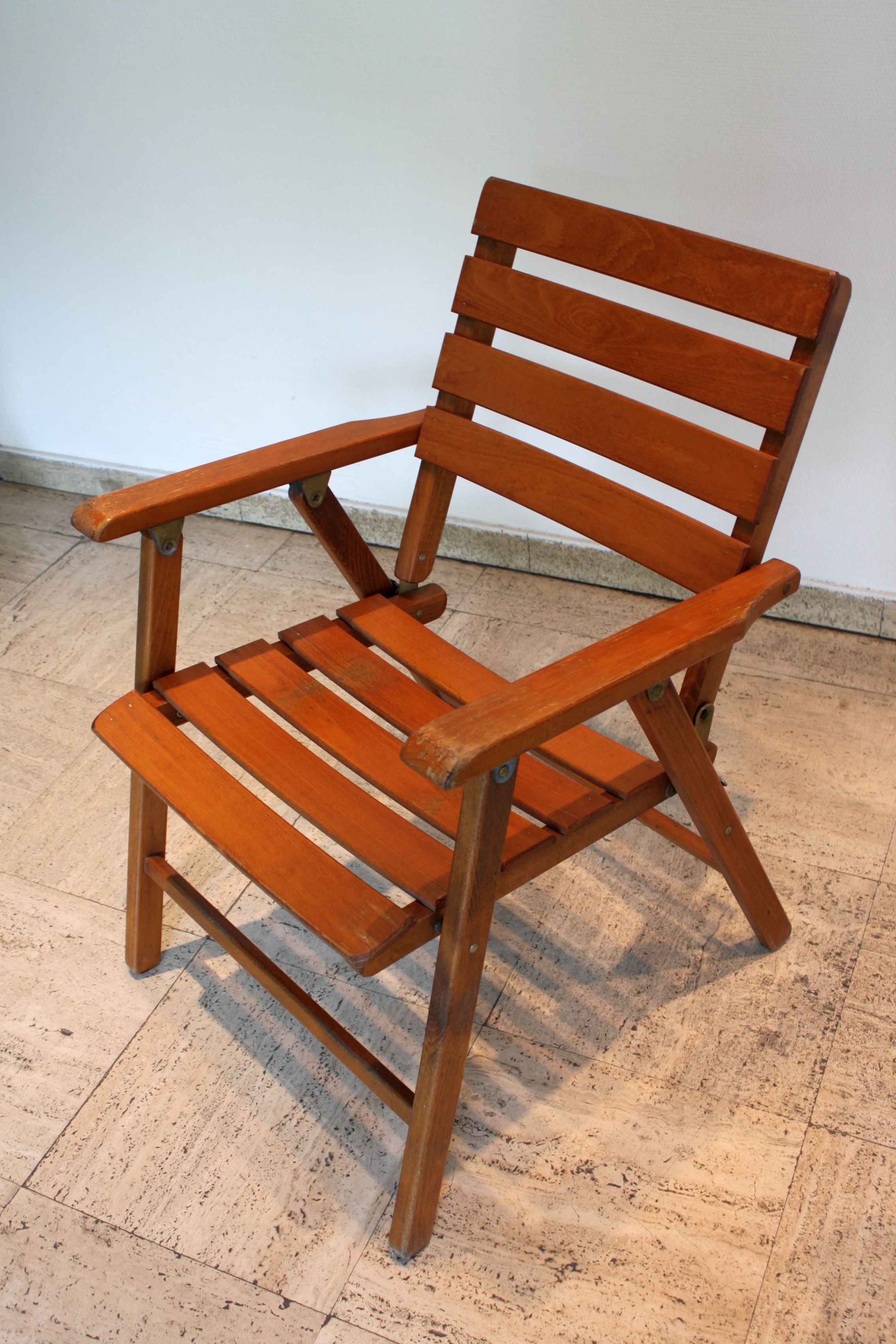 Folding wooden chair, 1970