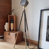 Former tripod projector, Besnard Paris, ca. 1910