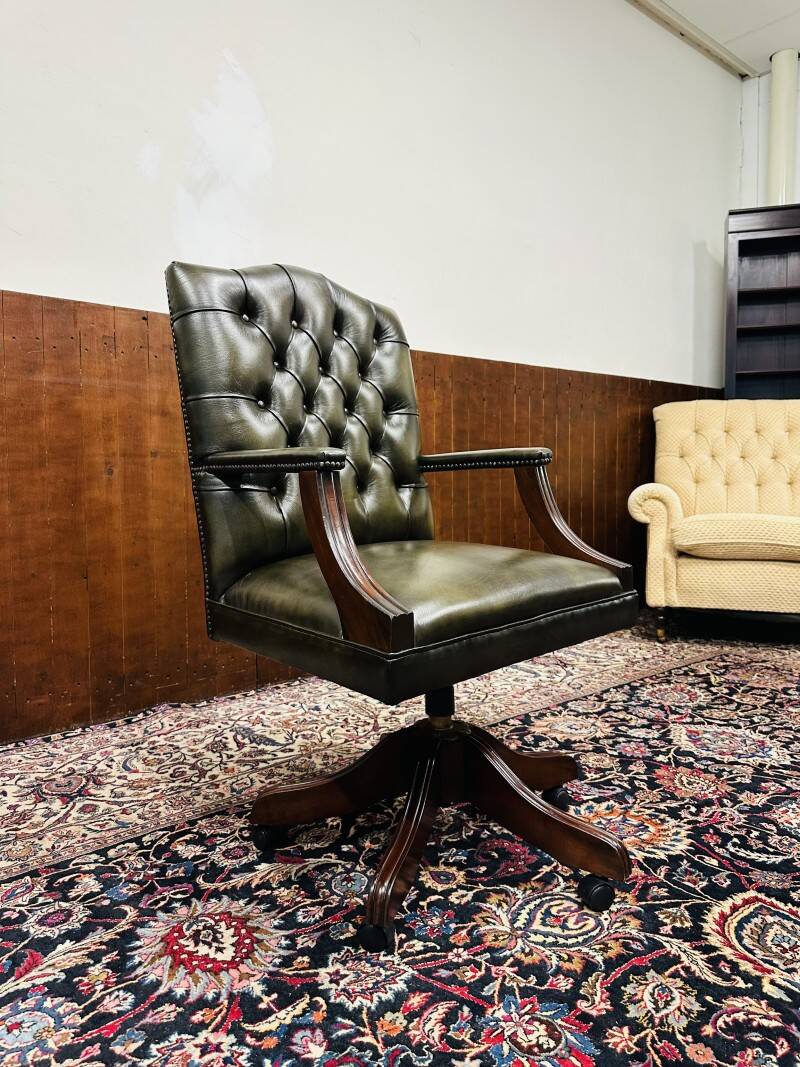 Fauteuil de bureau Chesterfield President vert olive