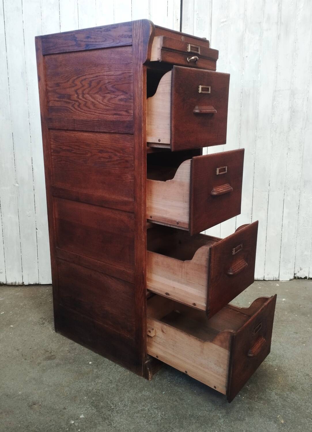Trade filing cabinet with drawers