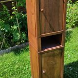 Atypical handcrafted furniture