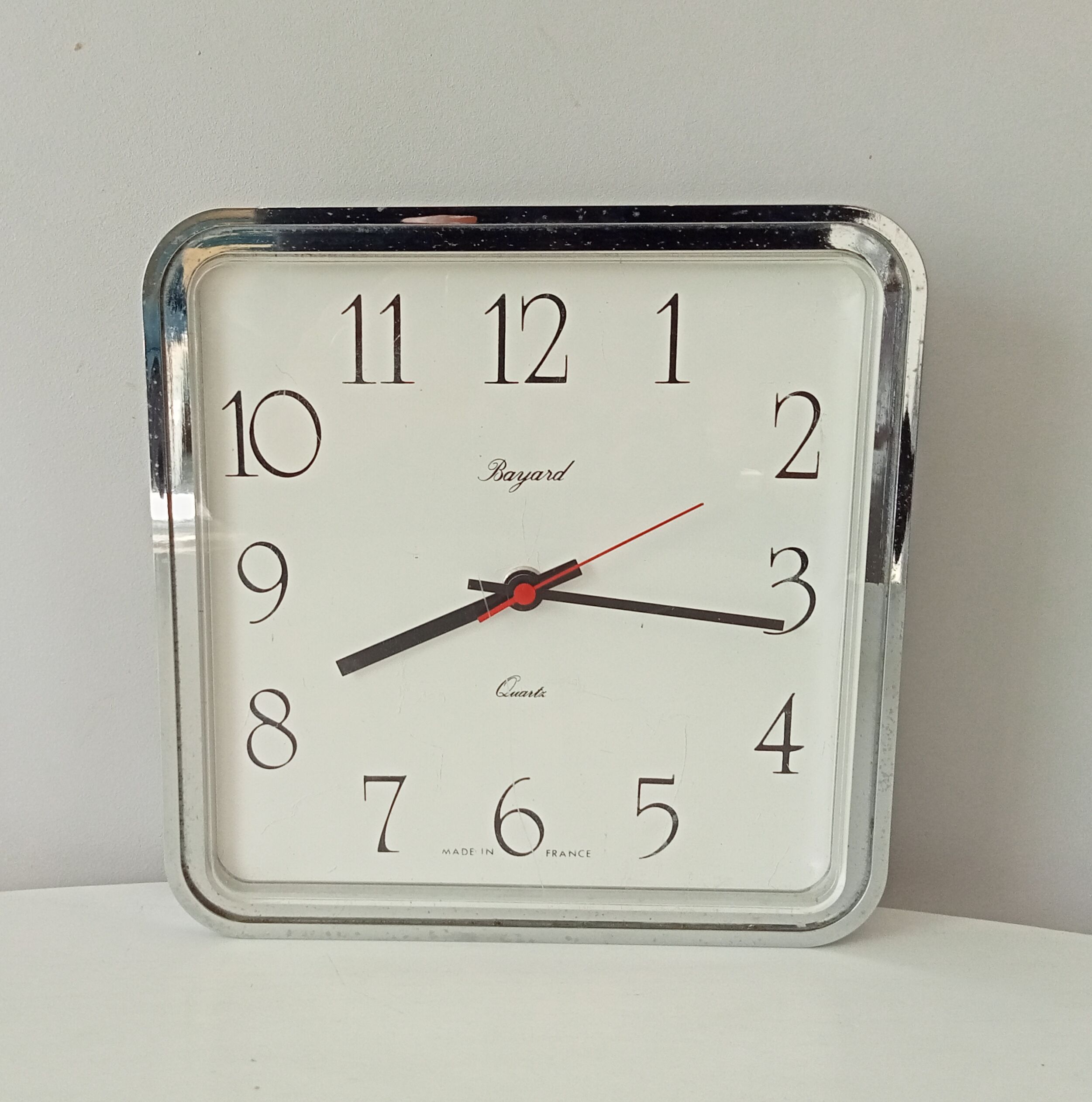 Vintage clock Bayard 80s