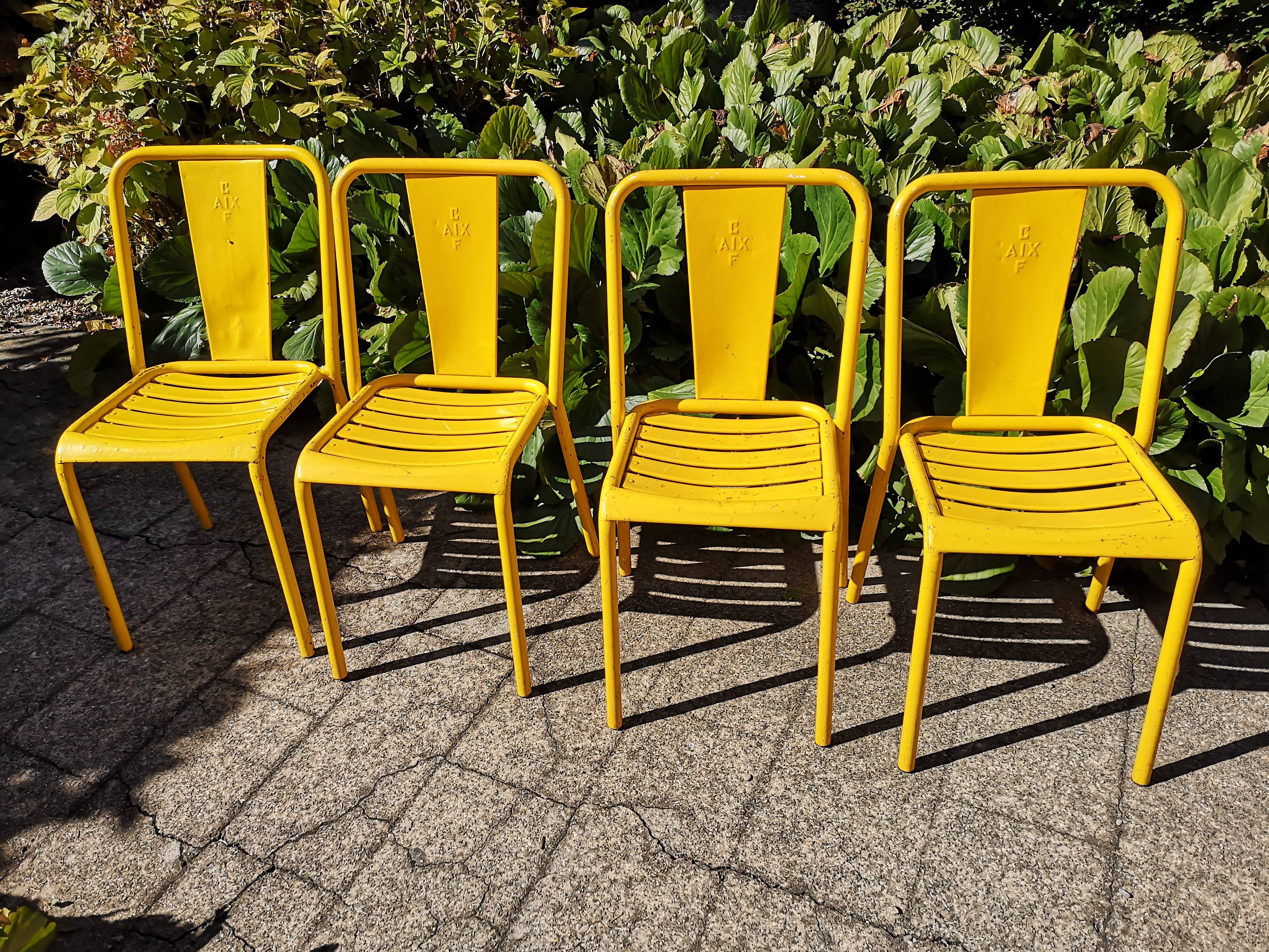 Lot of 4 chairs tolix model t4