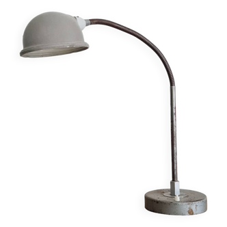 Lampe articulée en métal