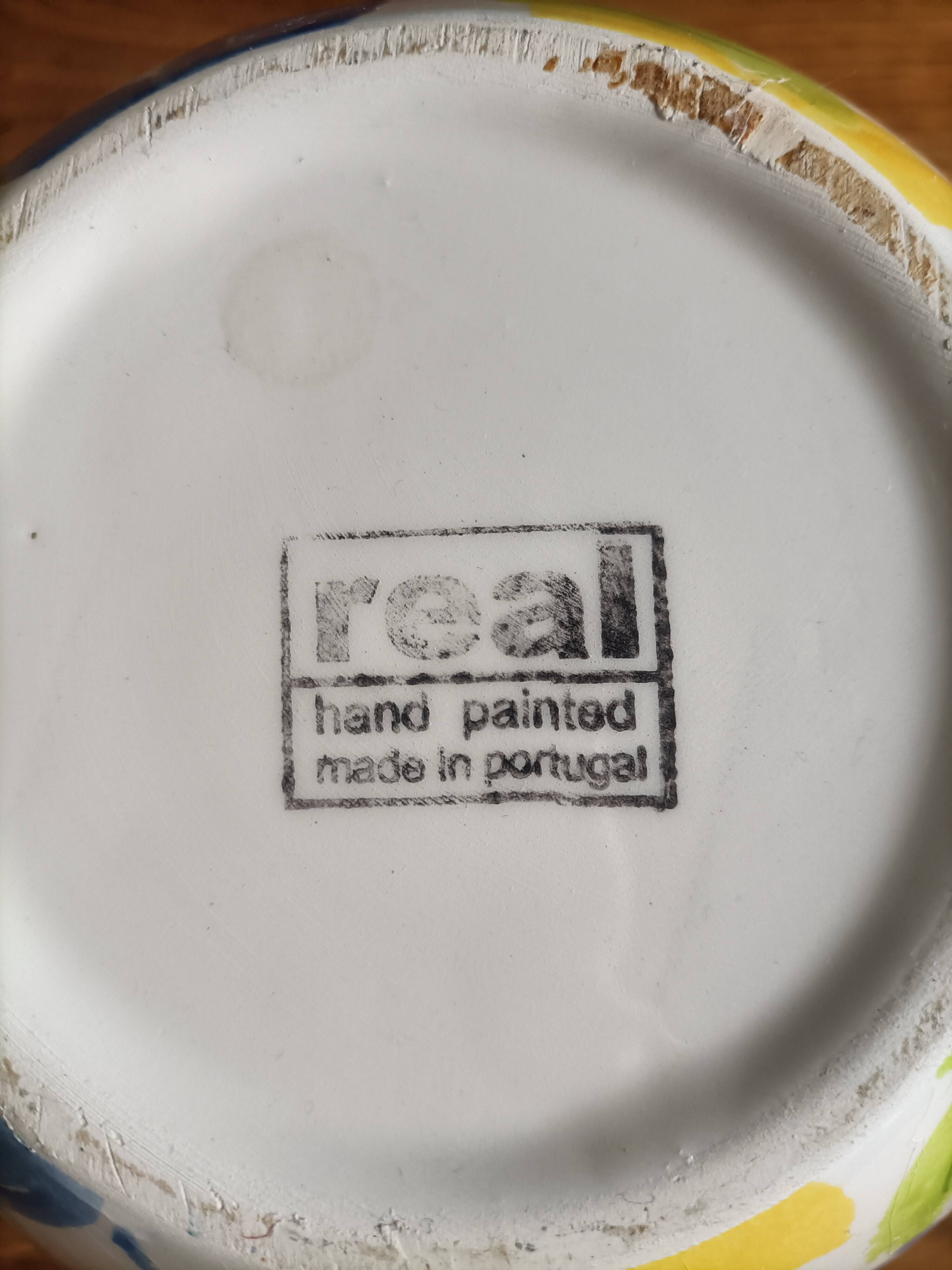 Hand-decorated round flower vase