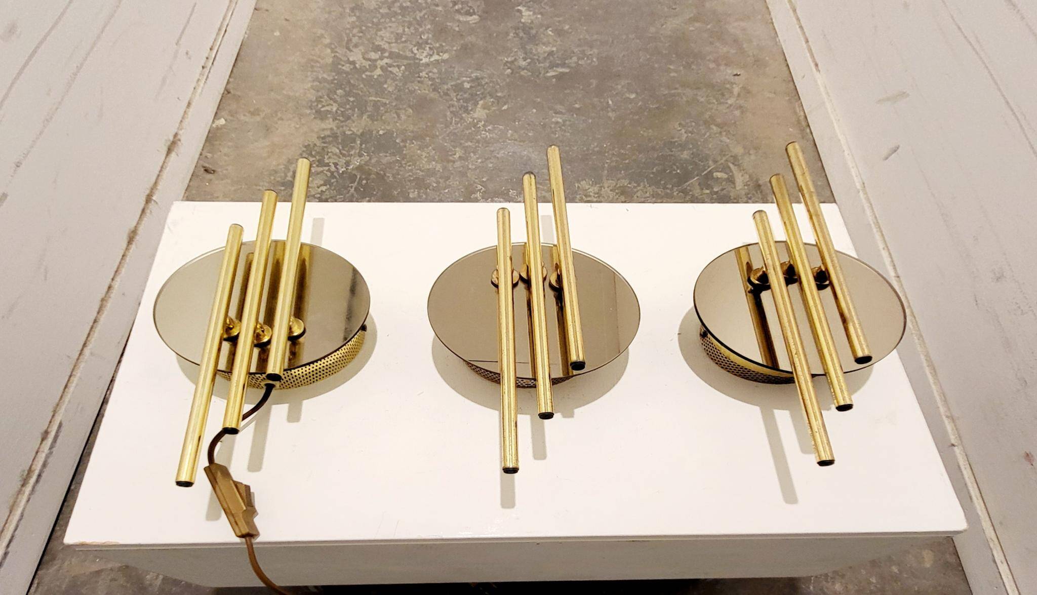 Modernist 1980s glamour mirror glass and gold wall lamps lights sconces Hollywood Regency mid centur