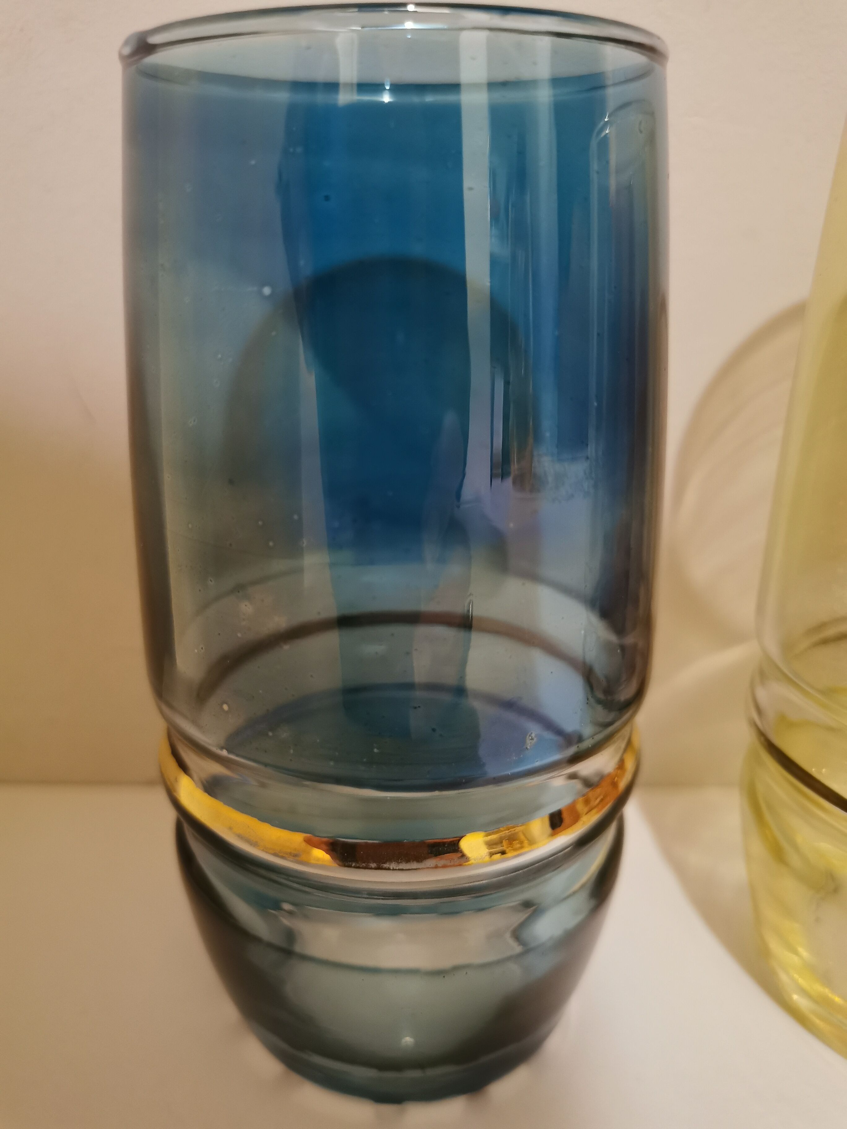 Multicolored orangeade service 60s