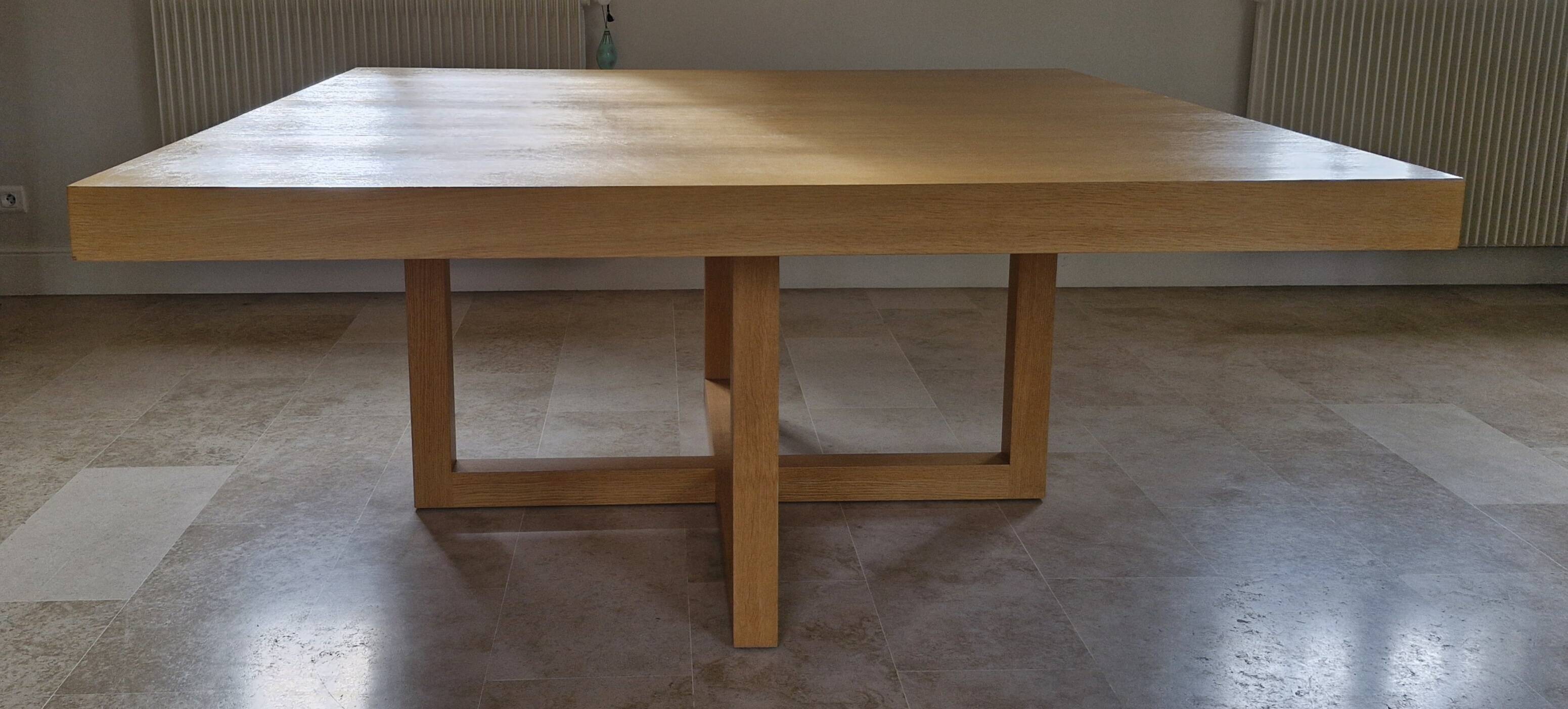 Contemporary dining table by XVL Home Collection (Brussels)