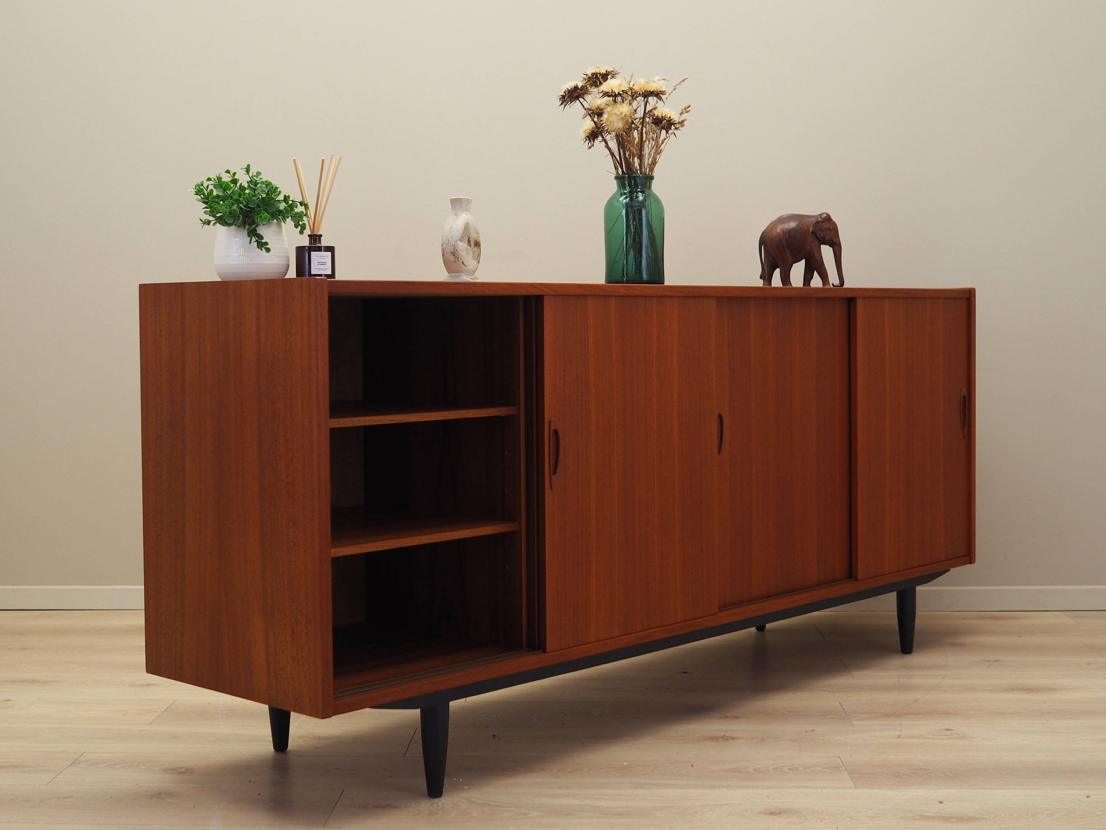 Teak sideboard, Danish design, 1970s, production: Denmark