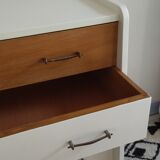 Chest of drawer compass feet
