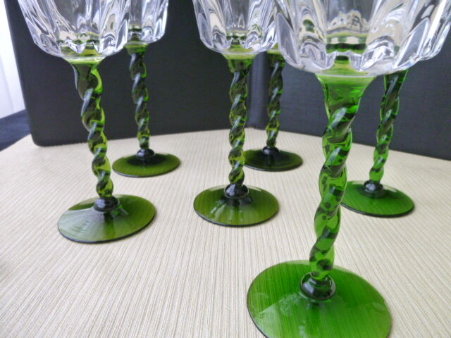 Set of 6 glasses of white wine from Alsace twisted leg