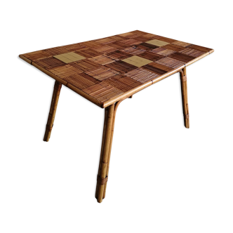 Kitchen rattan table