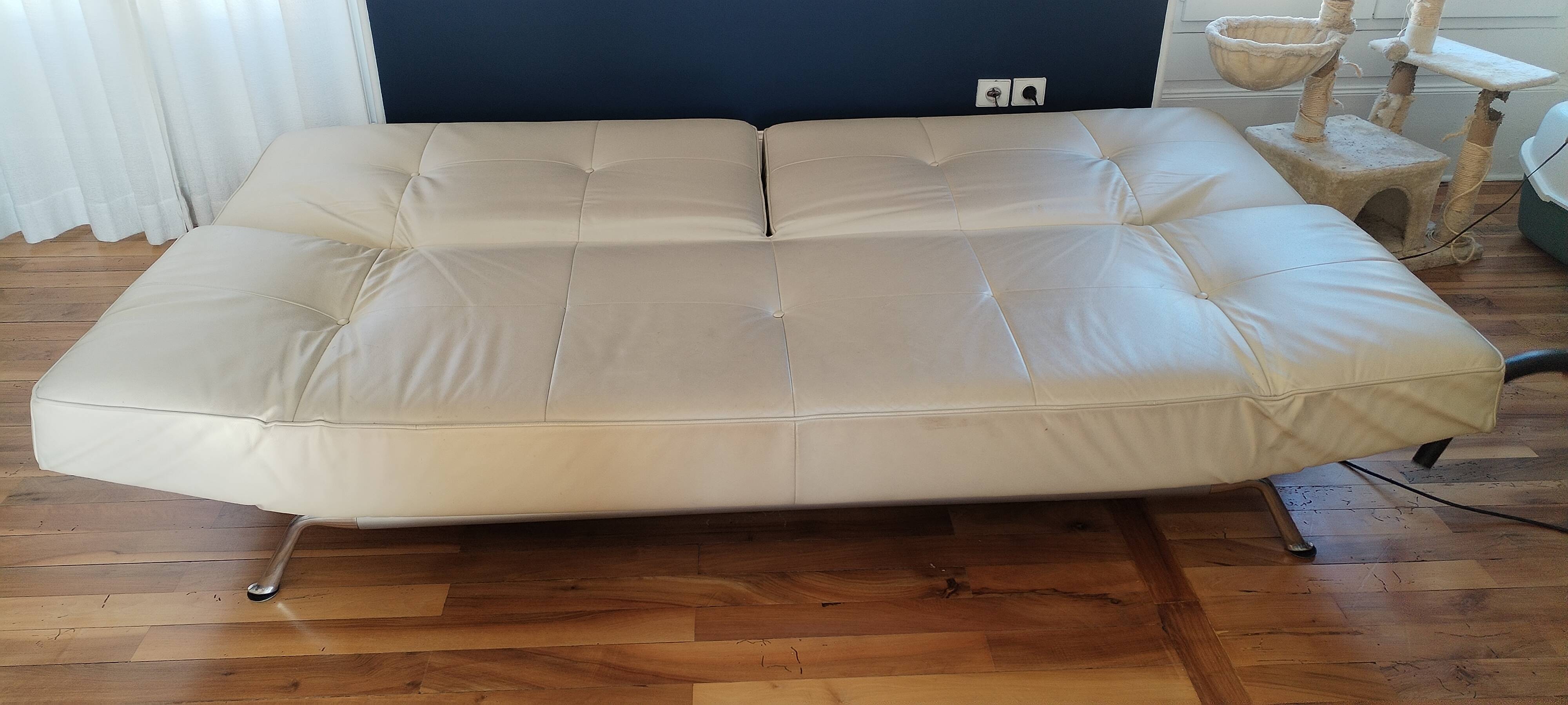 Canapé cuir beige smala de chezcinnz