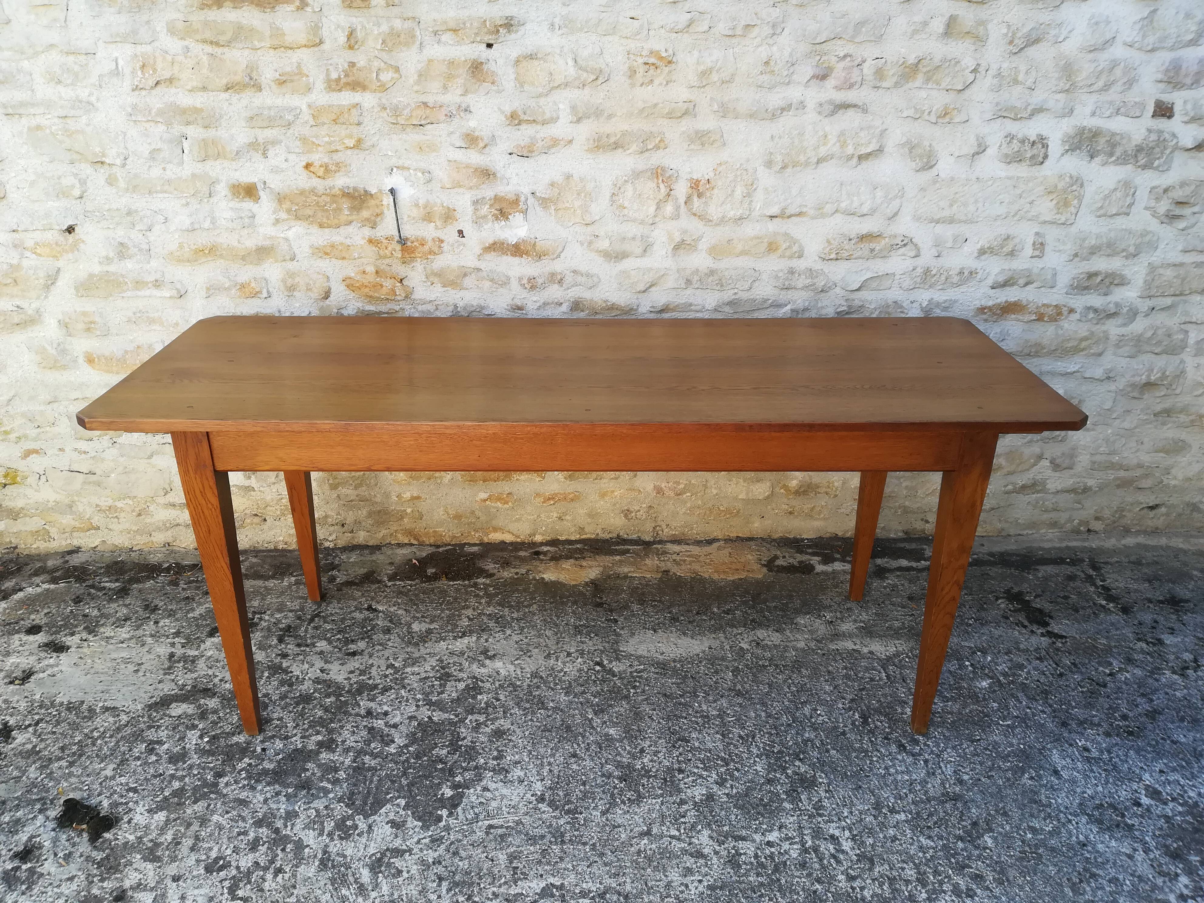 Oak table with two extensions