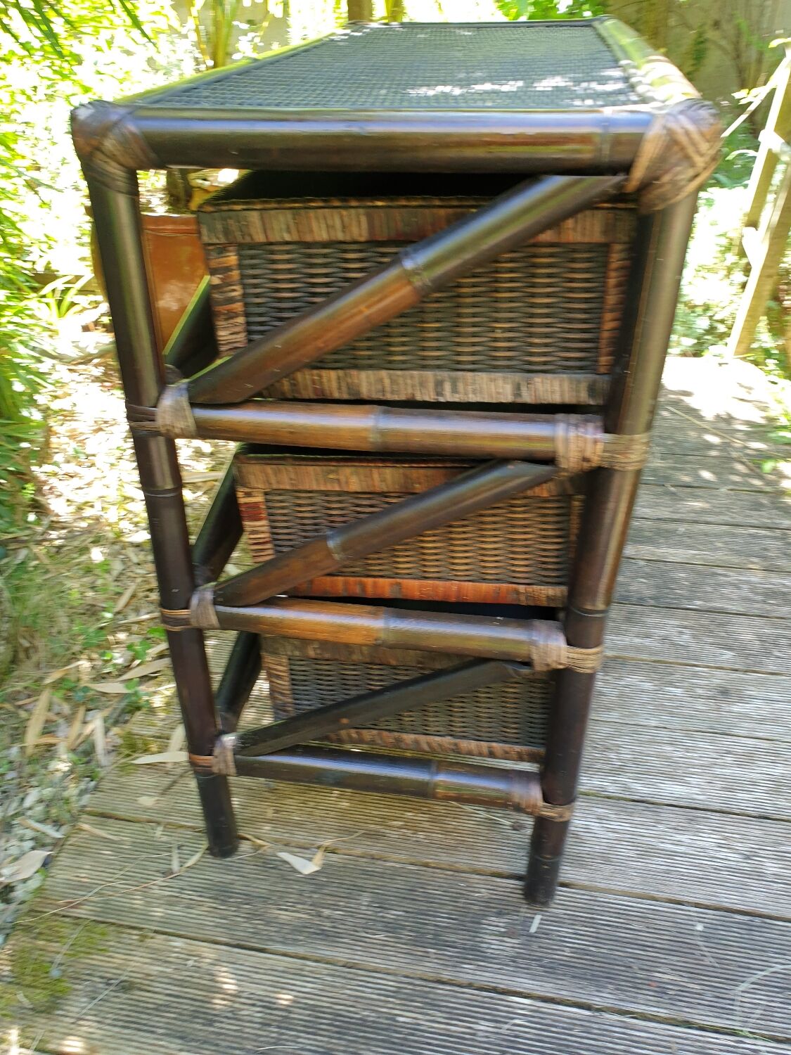 Commode en bambou et rotin