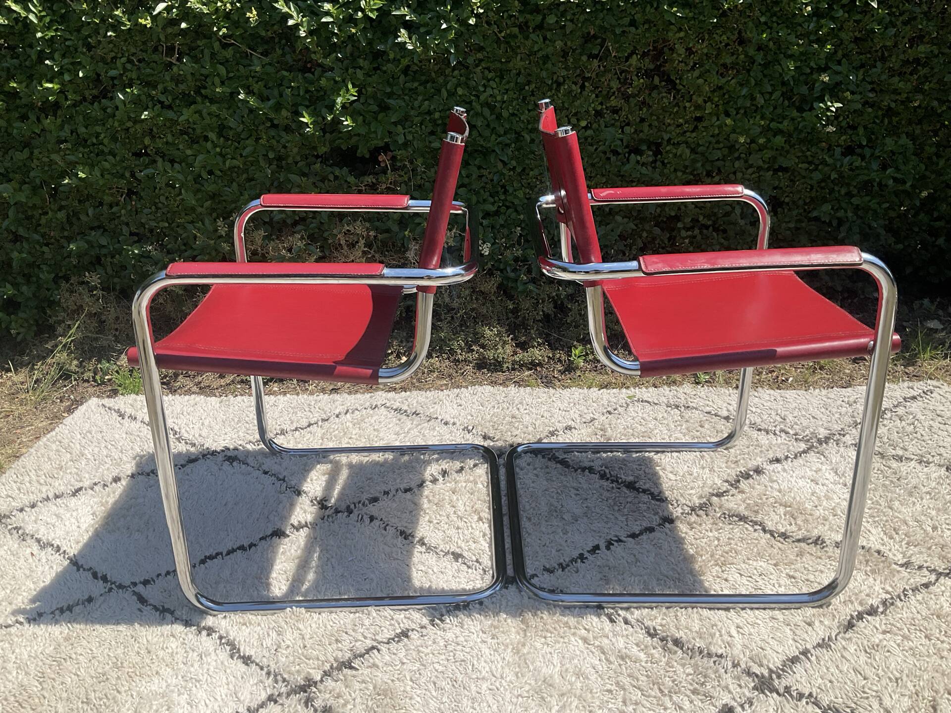 Paire de fauteuils Cantilever style Mart Stam