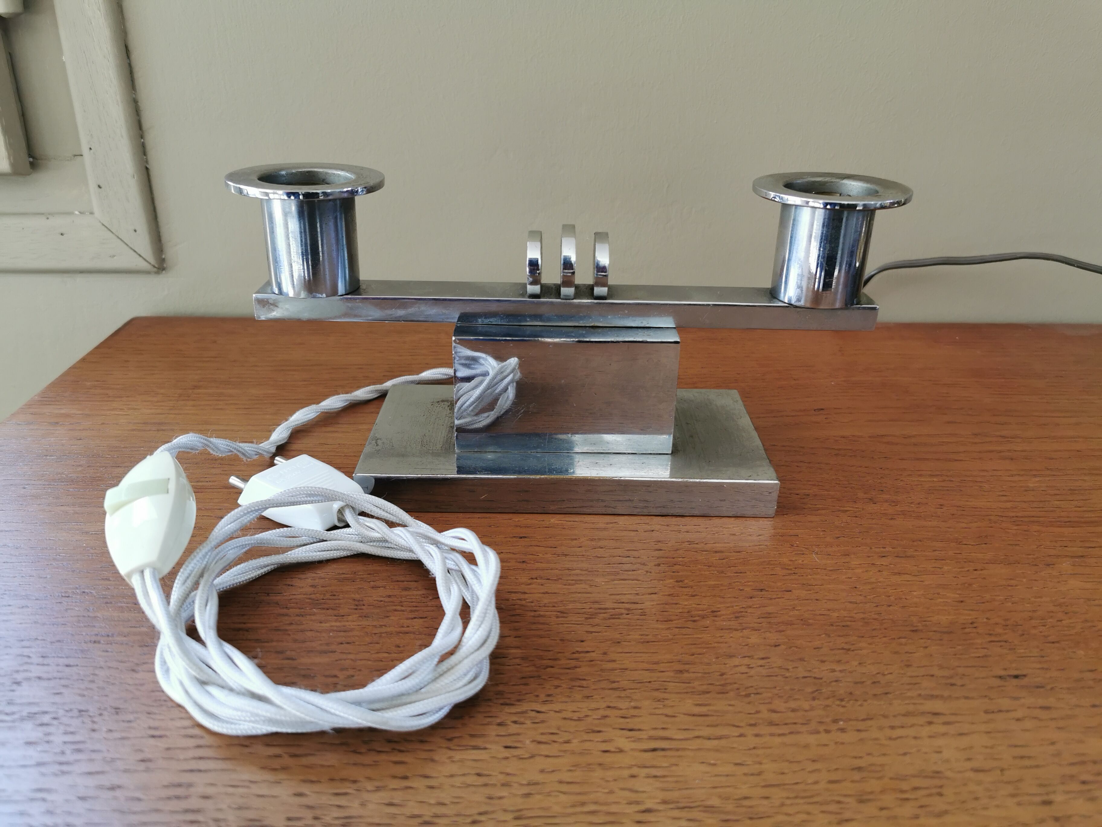 Art deco lamp foot in chrome metal