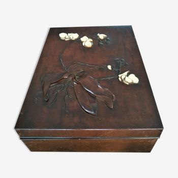 Chinese paper box decorated with orchids and bone inlays