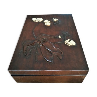 Chinese paper box decorated with orchids and bone inlays