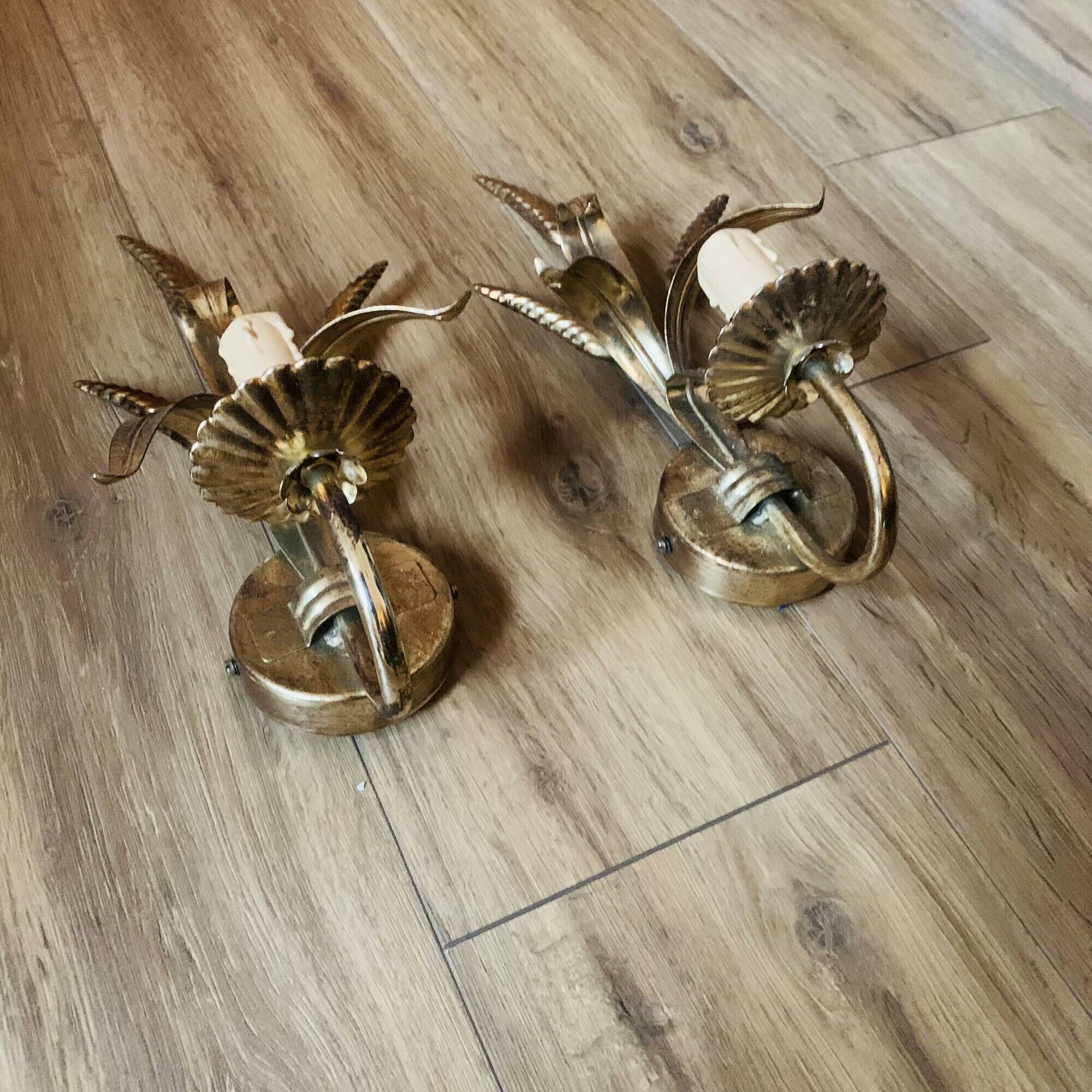Pair of wheat spike wall lights in gold metal