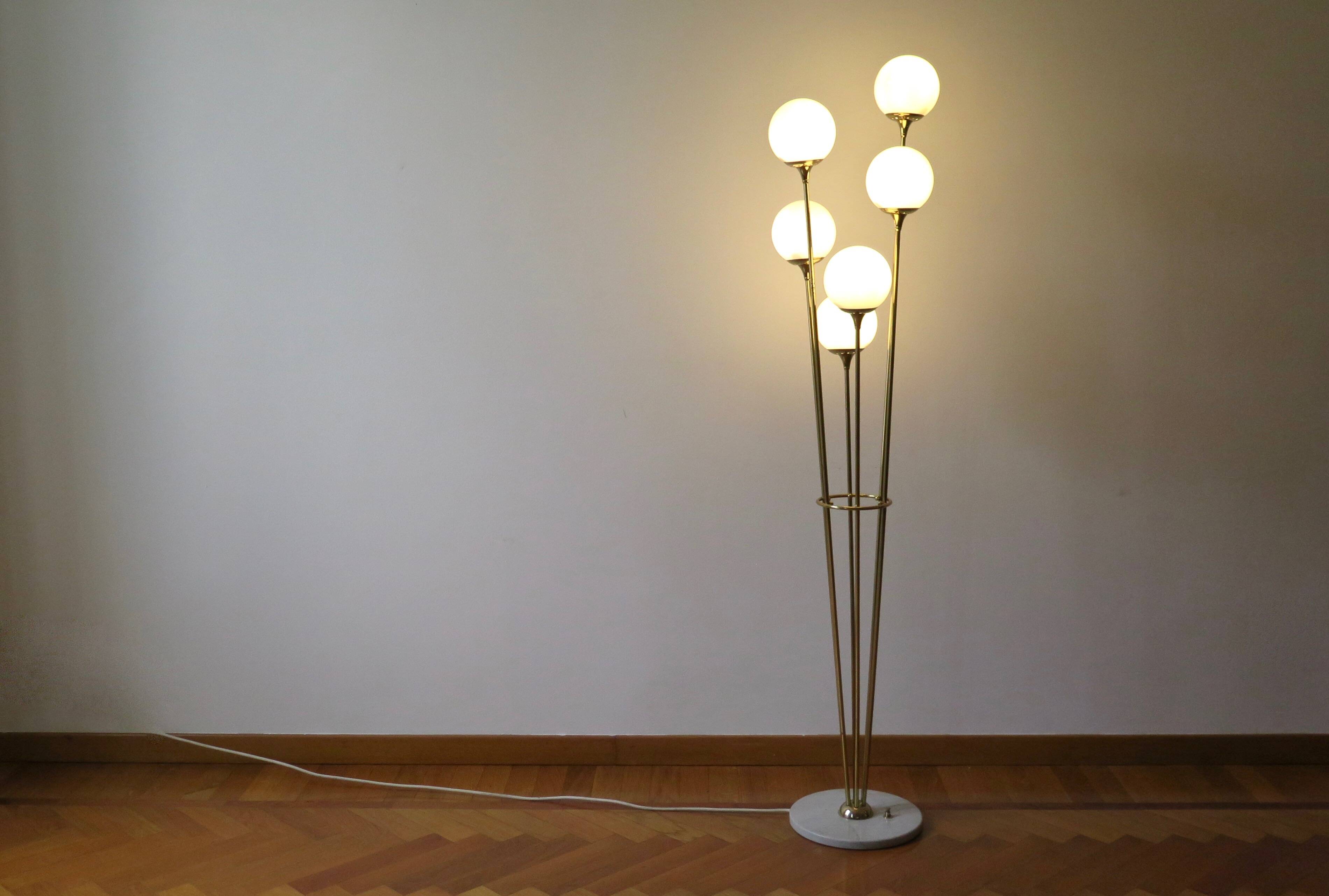 Italian Floor Lamp In Brass, Carrara and Opaline