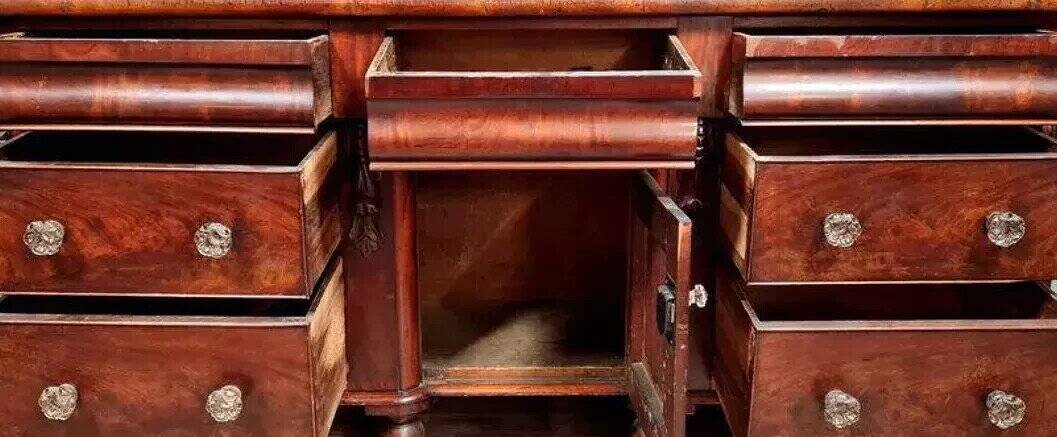 English commode or sideboard in mahogany