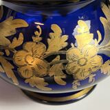 Antique covered pot or sugar bowl in blue and gold glass, early 20th century