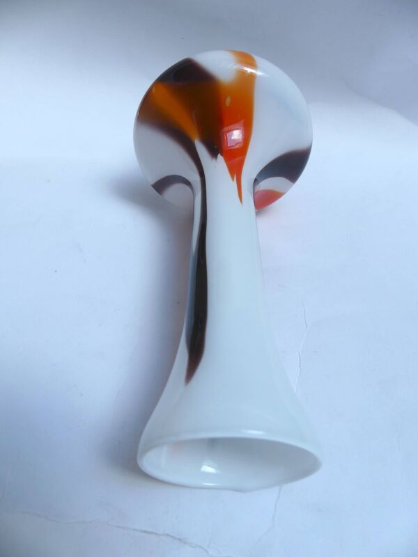 Vase en opaline année 70
