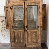 Armoire vitrée