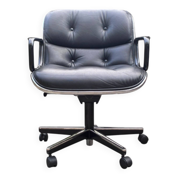 Charles Pollock – Executive Knoll office chair in black leather