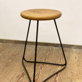 Bar stool in steel and oak