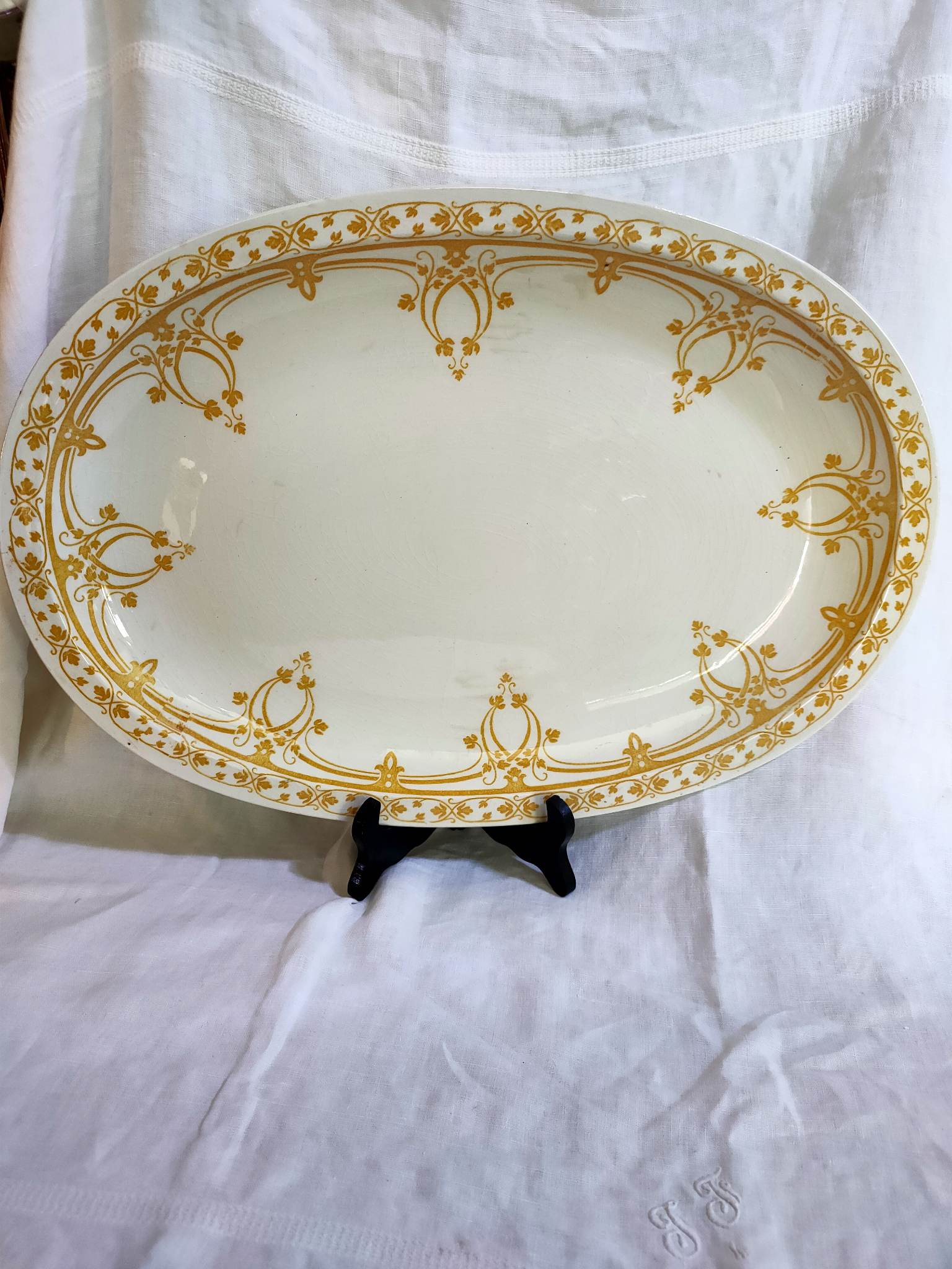 Oval earthenware plate Creil and Montereau Bruges 43x31cm