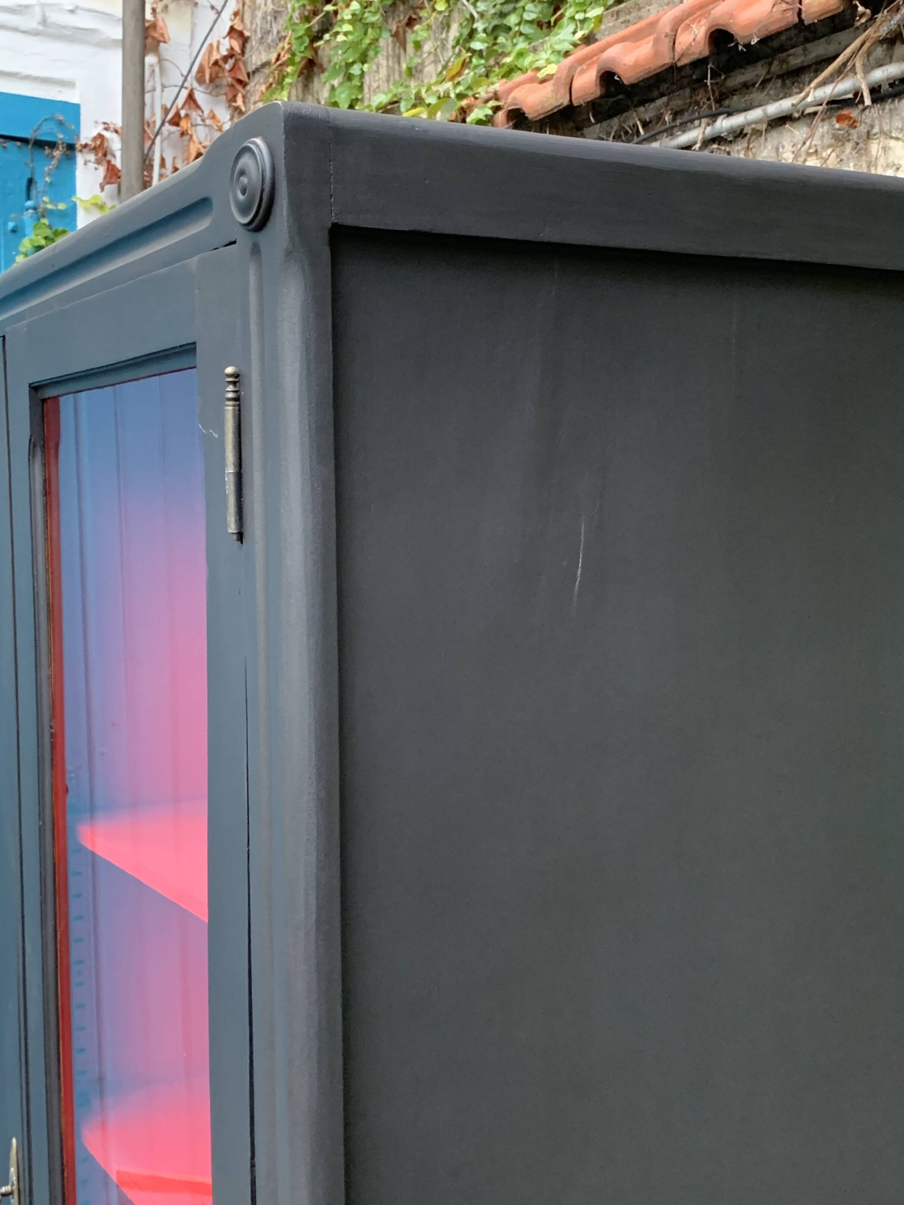 Parisian glazed hotel wardrobe 1930