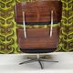 Fauteuil lounge cuir noir 1970 vintage