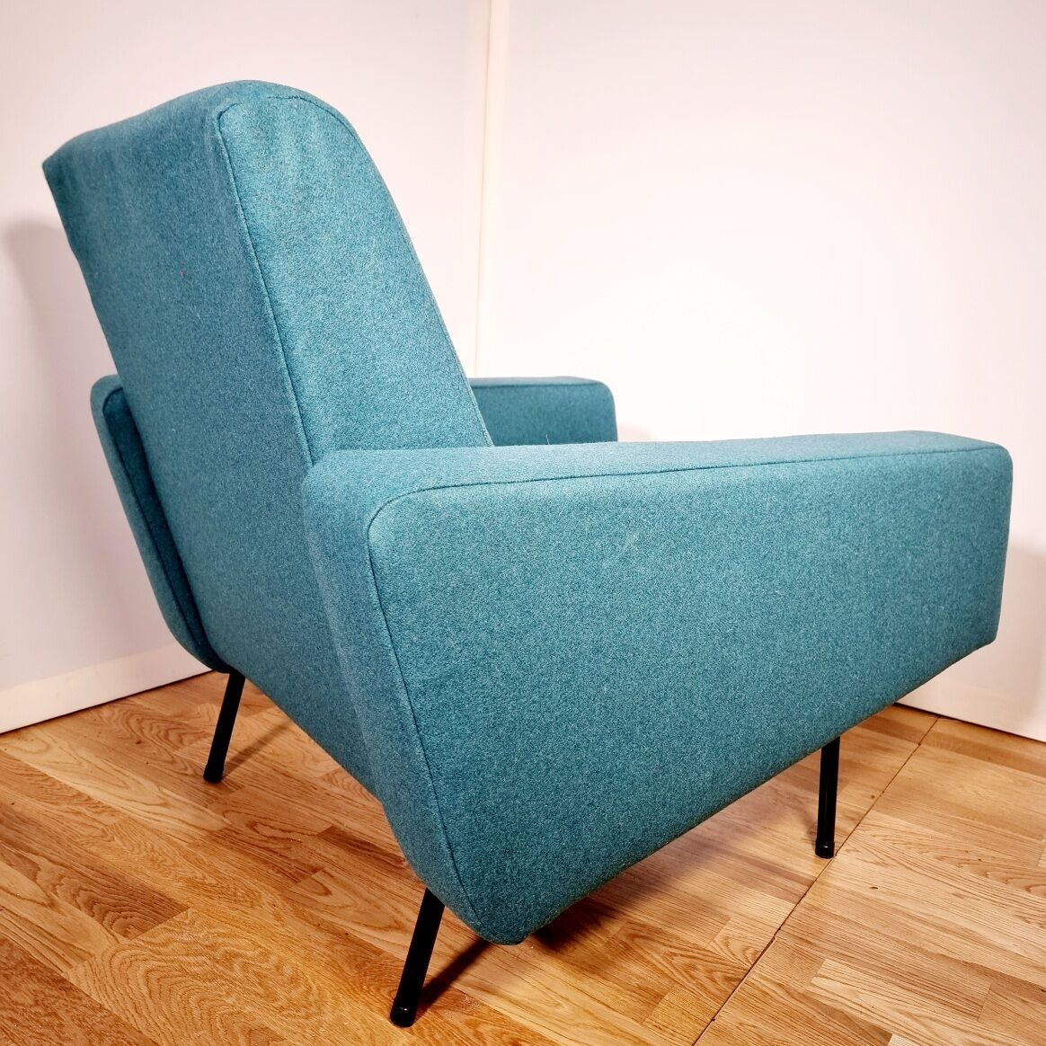 Pair of G10 armchairs by Pierre Guariche for Airborne, circa 1955