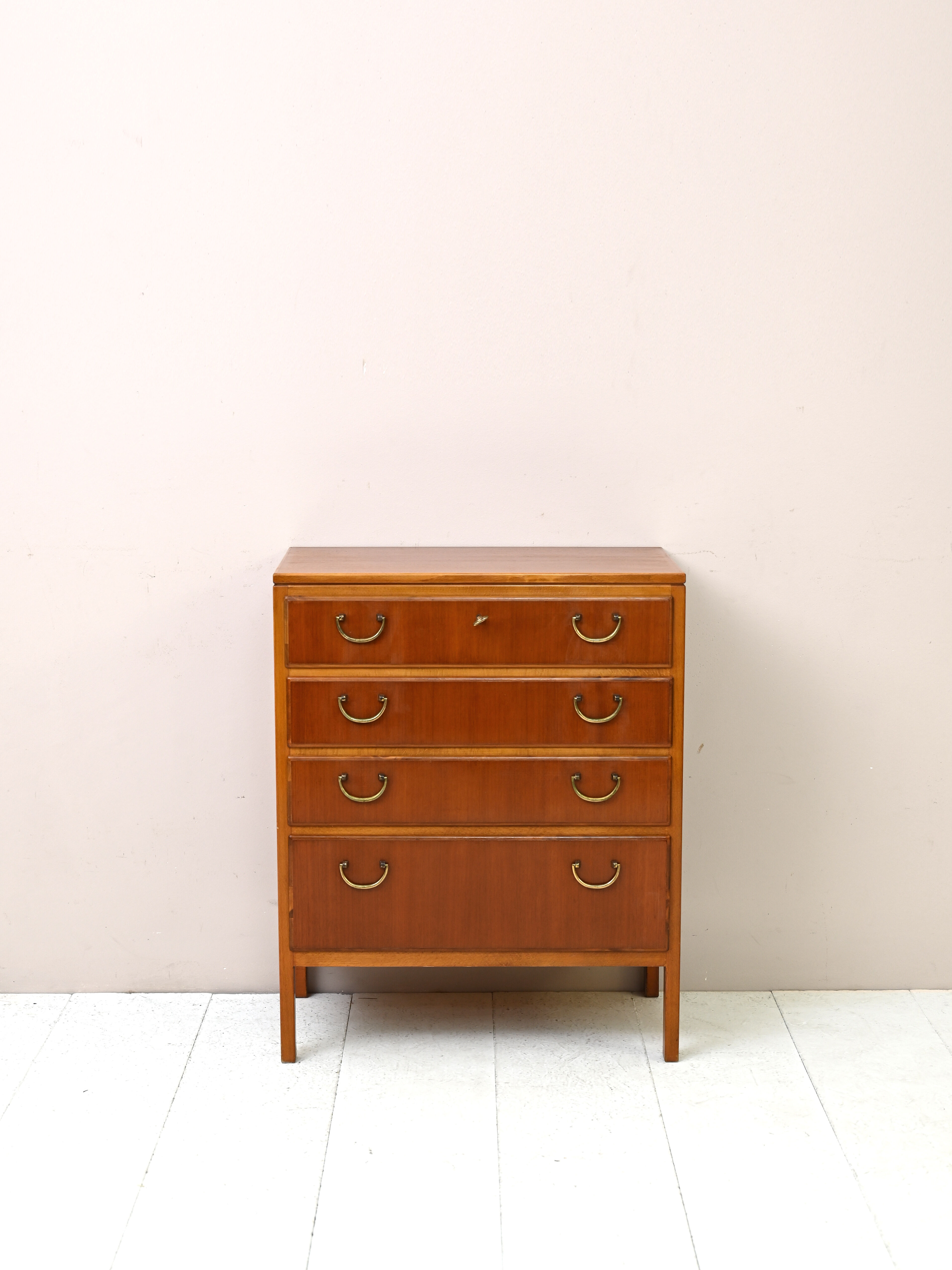 Commode vintage conçue par David Rosén